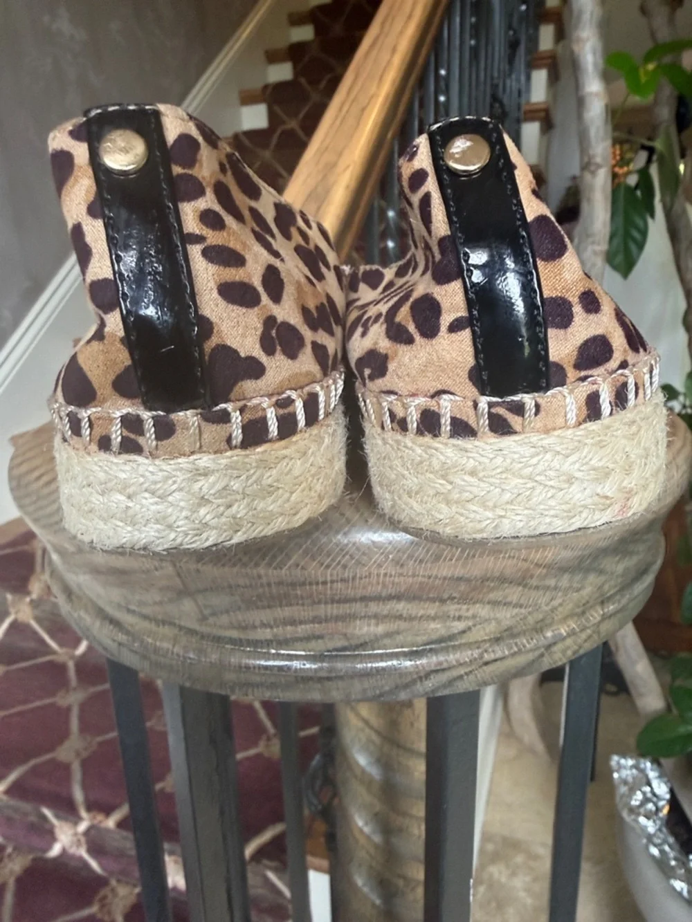 DR. SCHOLLS. Leopard print slip on shoe perfect condition size 8.